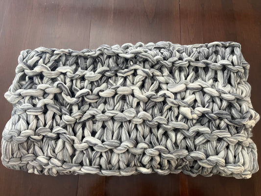 Grey Super Chunky Hand Knit Merino Wool Throw 35''x70'' (89cm x 177 cm) - HALF PRICE!