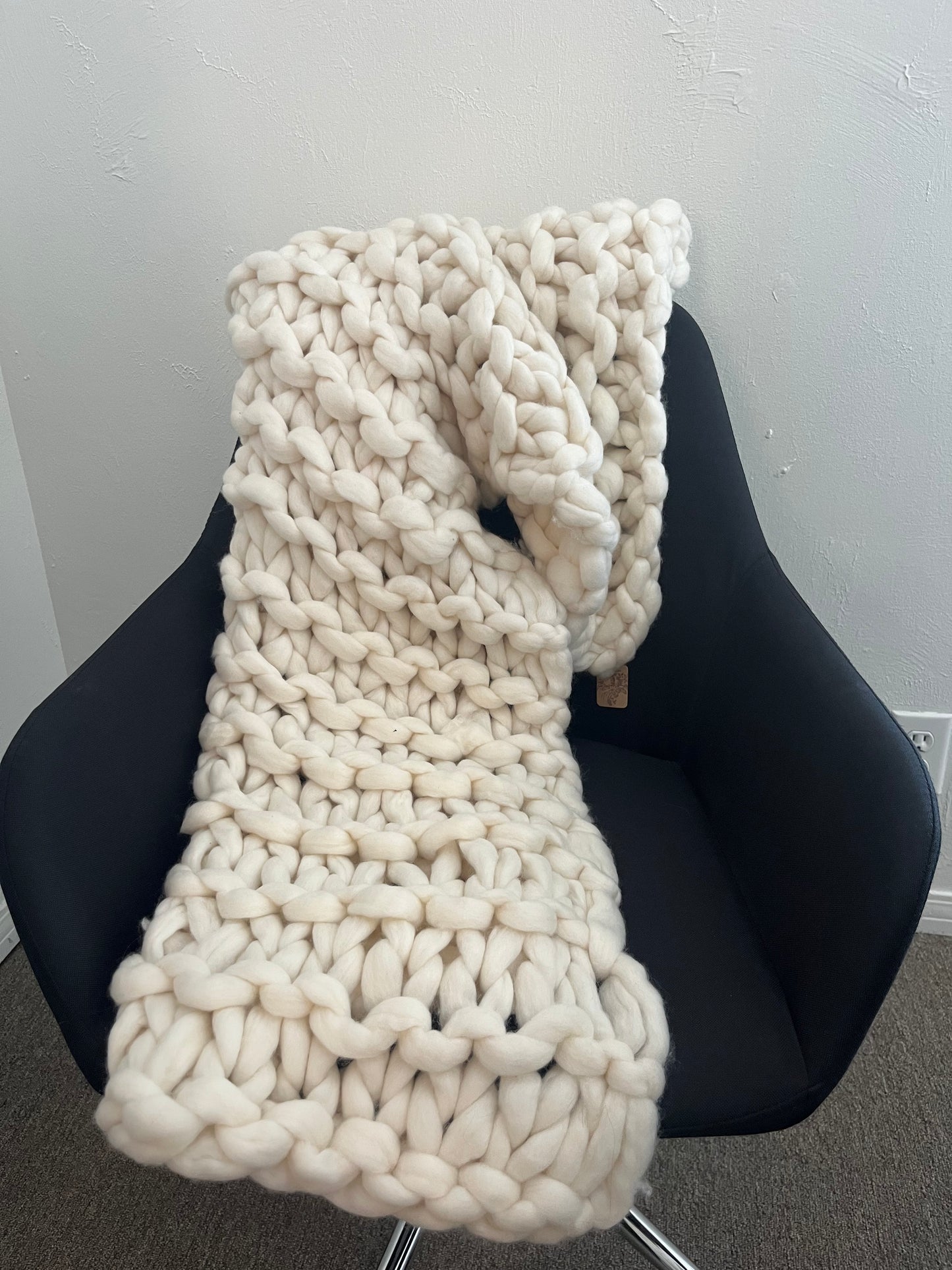 Cream Super Chunky Hand Knit Merino Wool Throw 30"x50" - HALF PRICE!